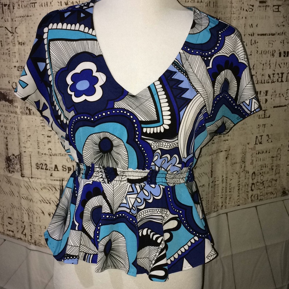 J.T.S. Short Sleeve Multi Color Blue V neck blouse